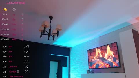 Jade online show from 11-20-25, 02:28