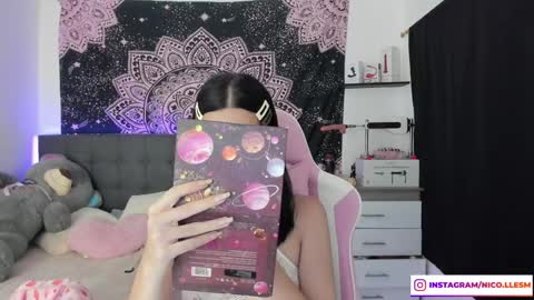Snapshot of jade__weed chatting on 01-19-25, 12:49 online show from 01-19-25, 12:49