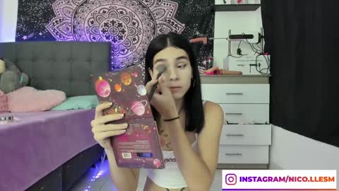 Snapshot of jade__weed chatting on 02-03-25, 10:54 online show from 02-03-25, 10:54