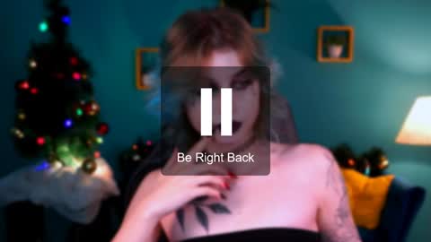 jade_castle online show from 01-12-25, 07:11