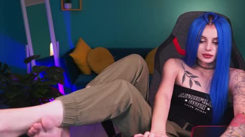 jade_castle online show from 01-24-25, 05:10