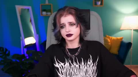 jade_castle online show from 02-11-25, 05:05