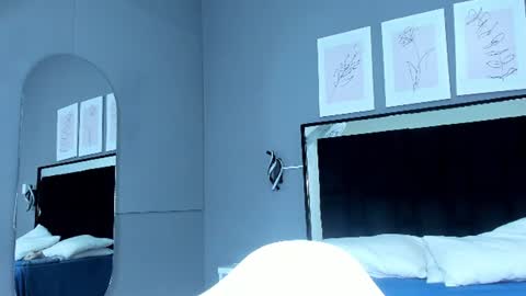 jade_lovv online show from 07-14-26, 07:52