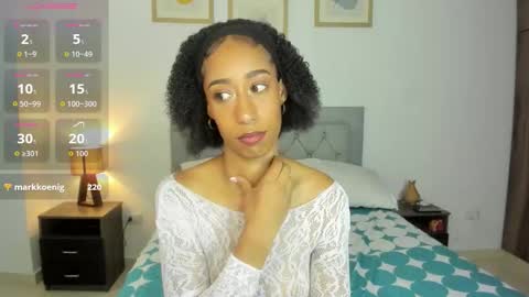 Jade smile online show from 12-17-25, 02:45