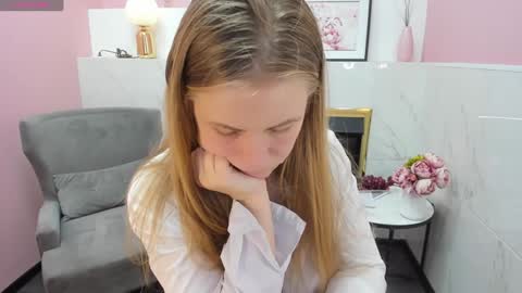 Jade online show from 12-06-24, 09:02