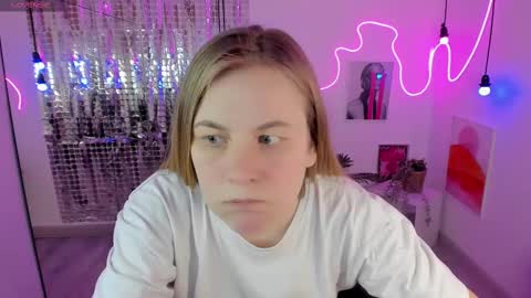 Jade online show from 03-09-25, 04:44