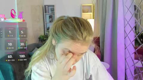 Jade online show from 09-24-25, 08:23