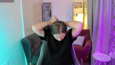 Jade online show from 11-15-25, 08:49