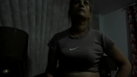 Jade  online show from 12-15-25, 10:08