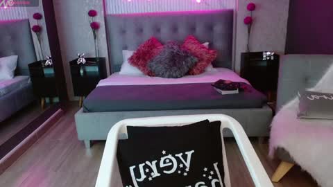 JADE online show from 01-19-25, 08:09