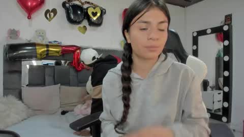 Jade online show from 02-15-26, 03:03