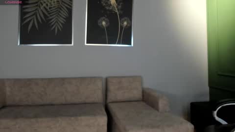 Snapshot of jadeevansx chatting on 03-11-25, 12:11 JADE EVANS online show from 03-11-25, 12:11