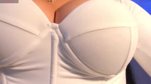 JADE EVANS online show from 10-11-25, 05:55