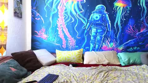 Jadelin Min online show from 02-19-25, 10:34