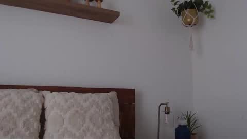 Jade Love online show from 02-12-25, 08:29