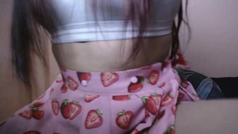 Snapshot of jademadisson chatting on 10-15-25, 12:05 jade online show from 10-15-25, 12:05