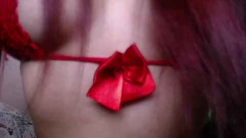 Snapshot of jademadisson chatting on 11-24-25, 12:38 jade online show from 11-24-25, 12:38