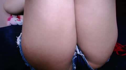 Snapshot of jademadisson chatting on 11-26-25, 02:56 jade online show from 11-26-25, 02:56