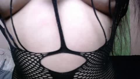 Snapshot of jademadisson chatting on 12-05-25, 03:41 jade online show from 12-05-25, 03:41