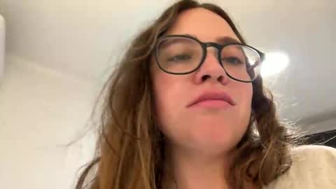 Snapshot of jademonroe0522 chatting on 10-29-25, 11:01 jademonroe0522 online show from 10-29-25, 11:01