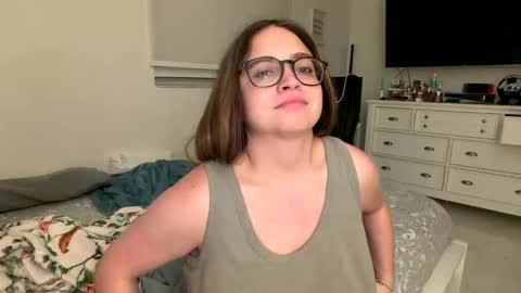 Snapshot of jademonroe0522 chatting on 11-14-25, 10:25 jademonroe0522 online show from 11-14-25, 10:25