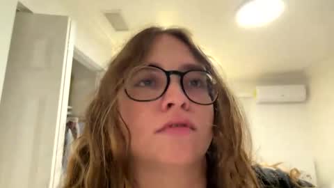 Snapshot of jademonroe0522 chatting on 11-20-25, 11:32 jademonroe0522 online show from 11-20-25, 11:32