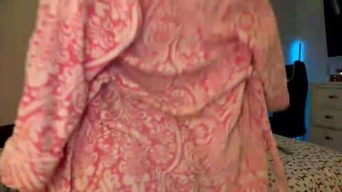 Snapshot of jademonroe0522 chatting on 02-02-26, 05:00 jademonroe0522 online show from 02-02-26, 05:00