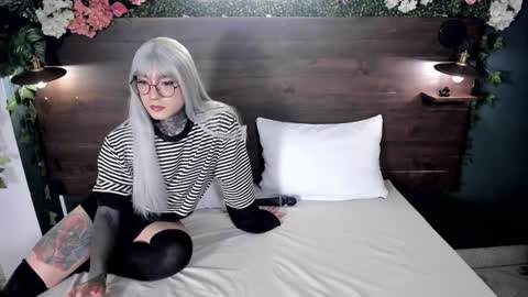 Jade  Khada online show from 01-16-25, 11:27