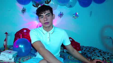 Snapshot of jaedasky_ chatting on 12-26-24, 03:49 javi15 online show from 12-26-24, 03:49