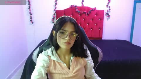 Snapshot of jaide412638 chatting on 04-29-26, 09:43 jaide412638 online show from 04-29-26, 09:43