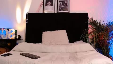 Snapshot of jaiden_thoner chatting on 12-02-25, 05:57 Jaiden online show from 12-02-25, 05:57