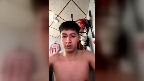 jaider_17 online show from 01-06-26, 08:23