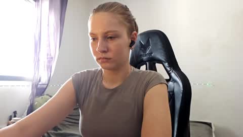 Snapshot of jaimeeosendorf chatting on 04-04-26, 11:40 jaimeeosendorf online show from 04-04-26, 11:40