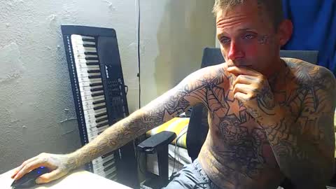 showingitoff online show from 09-25-25, 06:06