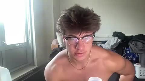 jake_brick online show from 05-06-26, 06:13