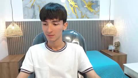 Snapshot of jake_evanss_ chatting on 11-15-25, 01:18 JAKE online show from 11-15-25, 01:18