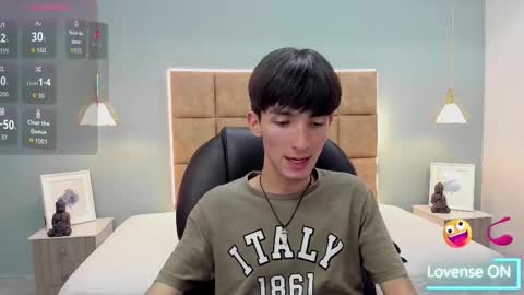 Snapshot of jake_evanss_ chatting on 11-25-25, 09:48 JAKE online show from 11-25-25, 09:48