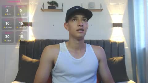 Snapshot of jake_shadow14 chatting on 09-16-25, 06:42 Hi guys im new 3 online show from 09-16-25, 06:42