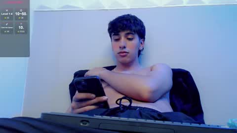 jake_tripp online show from 11-28-25, 06:16