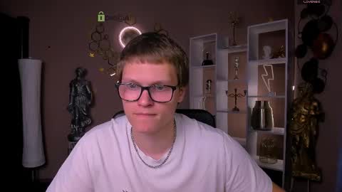 Snapshot of jake_wilders chatting on 05-21-26, 12:23 Jake online show from 05-21-26, 12:23