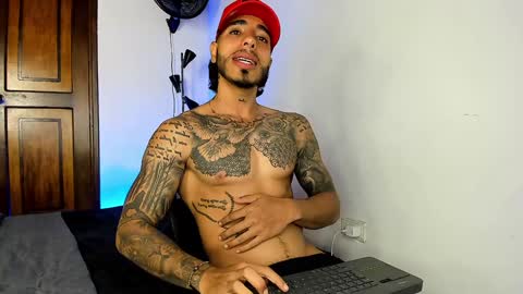 Santiago online show from 01-23-25, 03:16