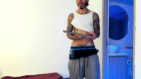 Santiago online show from 02-15-25, 08:11