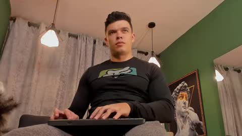 Snapshot of jakee_tyler chatting on 10-25-25, 11:32 Jake Tyler online show from 10-25-25, 11:32