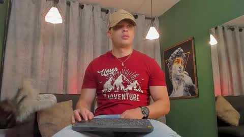 Snapshot of jakee_tyler chatting on 03-07-26, 06:27 Jake Tyler online show from 03-07-26, 06:27