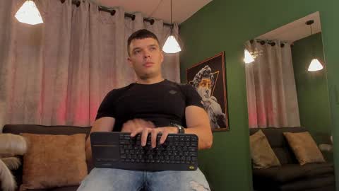 Snapshot of jakee_tyler chatting on 04-08-26, 06:41 Jake Tyler online show from 04-08-26, 06:41
