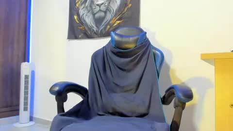 Snapshot of jakeking5 chatting on 06-17-26, 01:01 Jake fit online show from 06-17-26, 01:01
