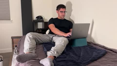 Snapshot of jakesexhibition chatting on 10-25-25, 08:22 Jake Porter online show from 10-25-25, 08:22