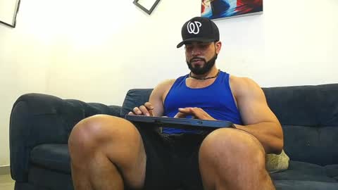 Snapshot of jakeskye chatting on 05-27-26, 01:24 JakeSkye online show from 05-27-26, 01:24