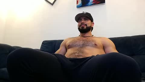 Snapshot of jakeskye chatting on 06-04-26, 12:49 JakeSkye online show from 06-04-26, 12:49