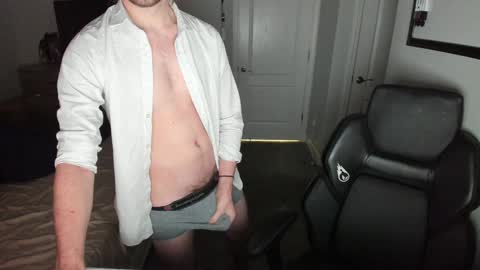 Snapshot of jakesnake442 chatting on 12-18-24, 02:53 jakesnake442 online show from 12-18-24, 02:53